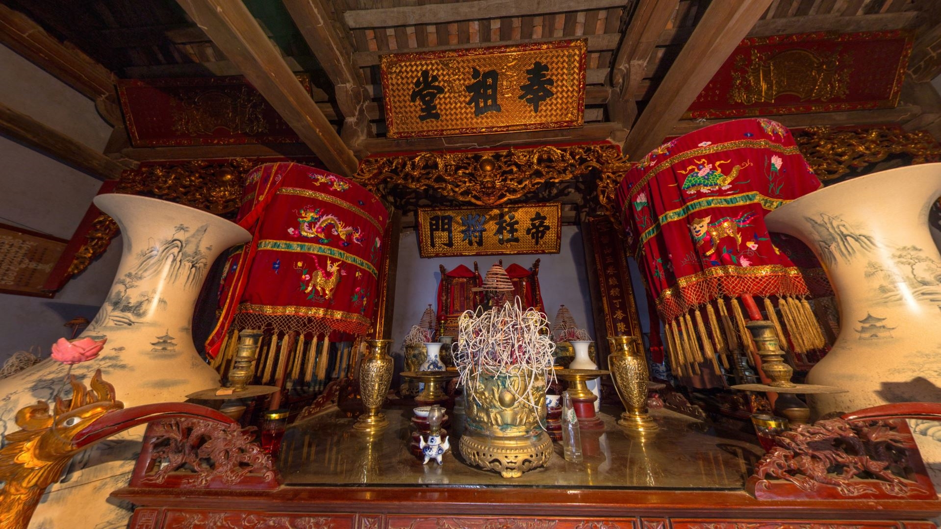 Nhà thờ họ Nguyễn Gia